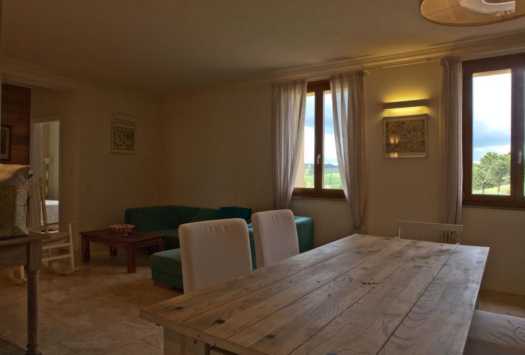 Tuscany Forever Famiglia Apartments Volterra Exterior foto