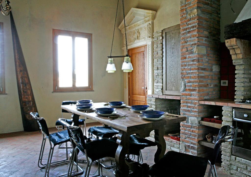 Tuscany Forever Famiglia Apartments Volterra Exterior foto